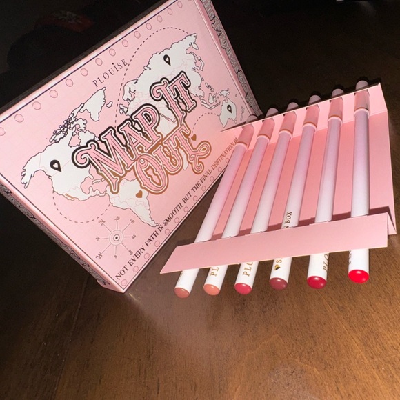 P. Louise Lip Pencil Set - Picture 7 of 8